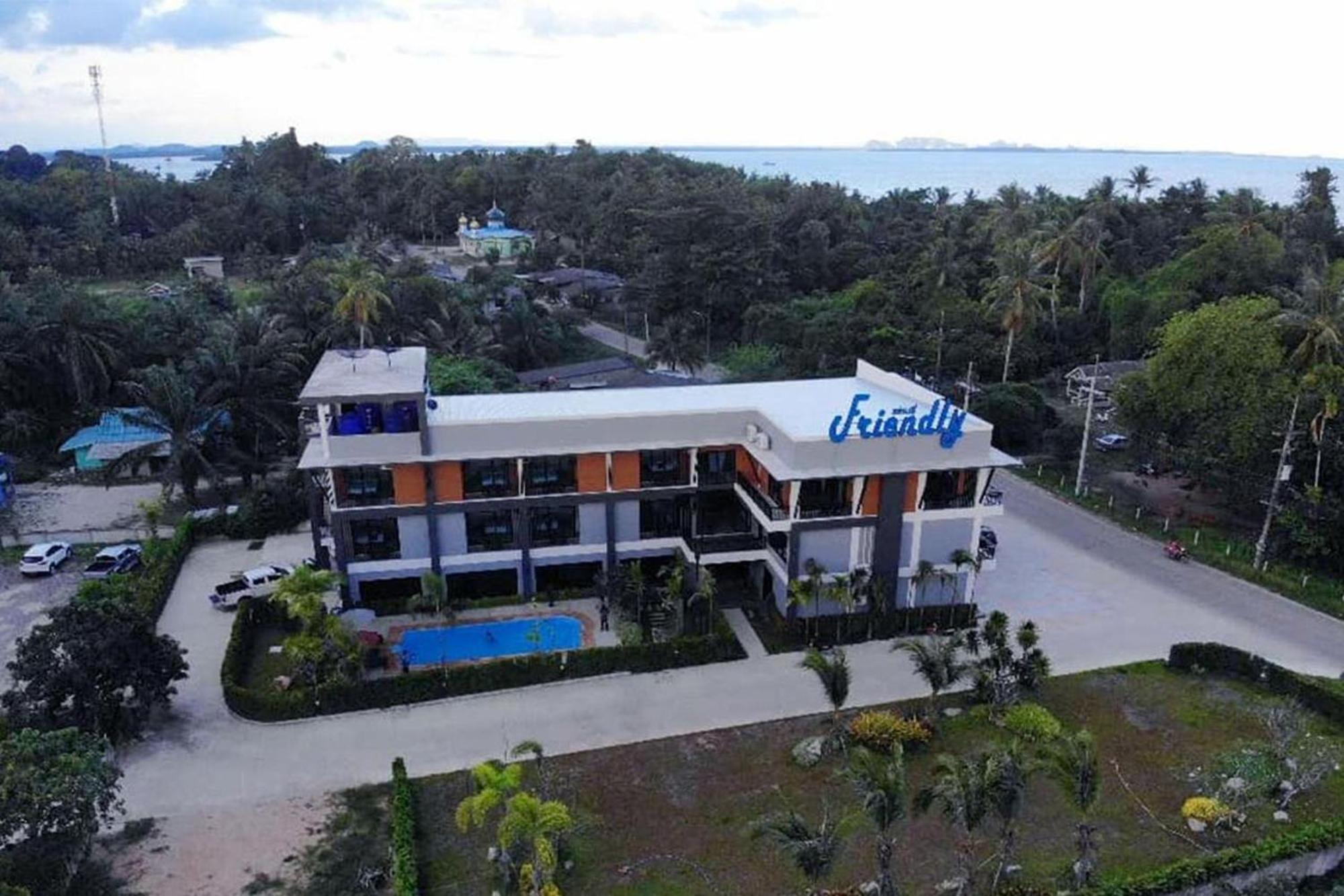 Friendly Hotel Краби Экстерьер фото